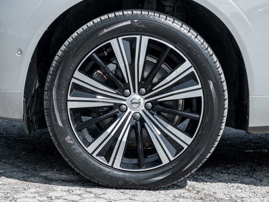 2023 Volvo XC60 Plus Bright Theme-3