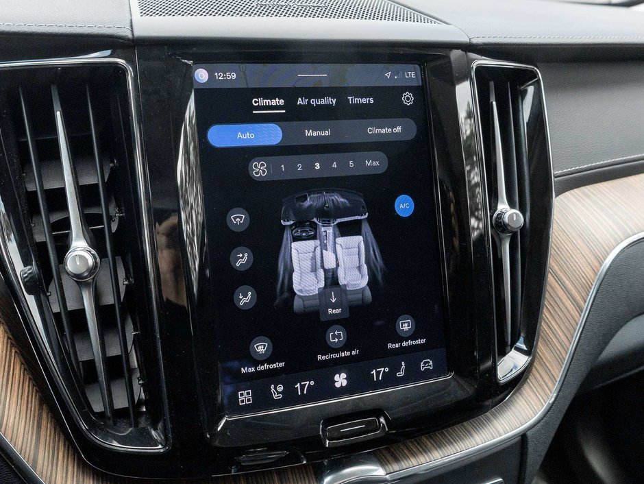 2023 Volvo XC60 Ultimate Bright Theme-20