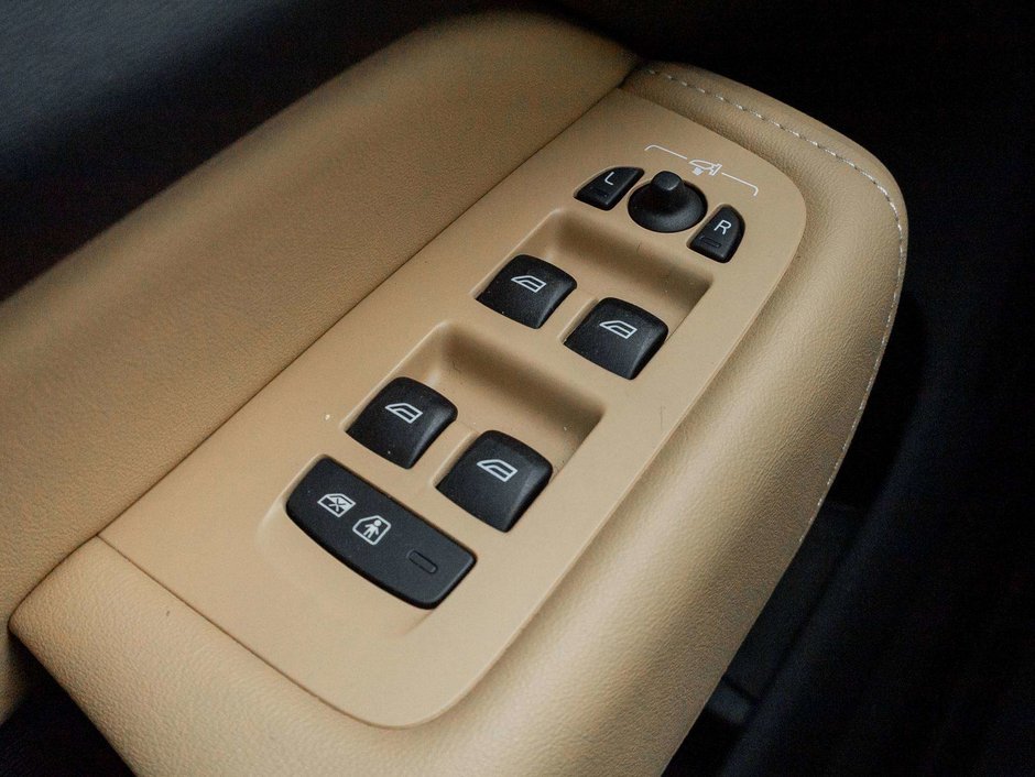 Volvo XC60 ULTIMATE^Low KM^Bowers&Wilkins^Volvo CPO^fr 2.99%* 2023-10