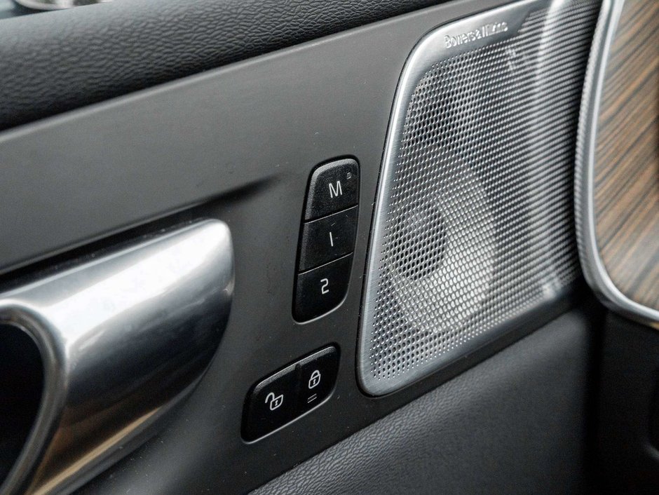 Volvo XC60 ULTIMATE^Low KM^Bowers&Wilkins^Volvo CPO^fr 2.99%* 2023-11