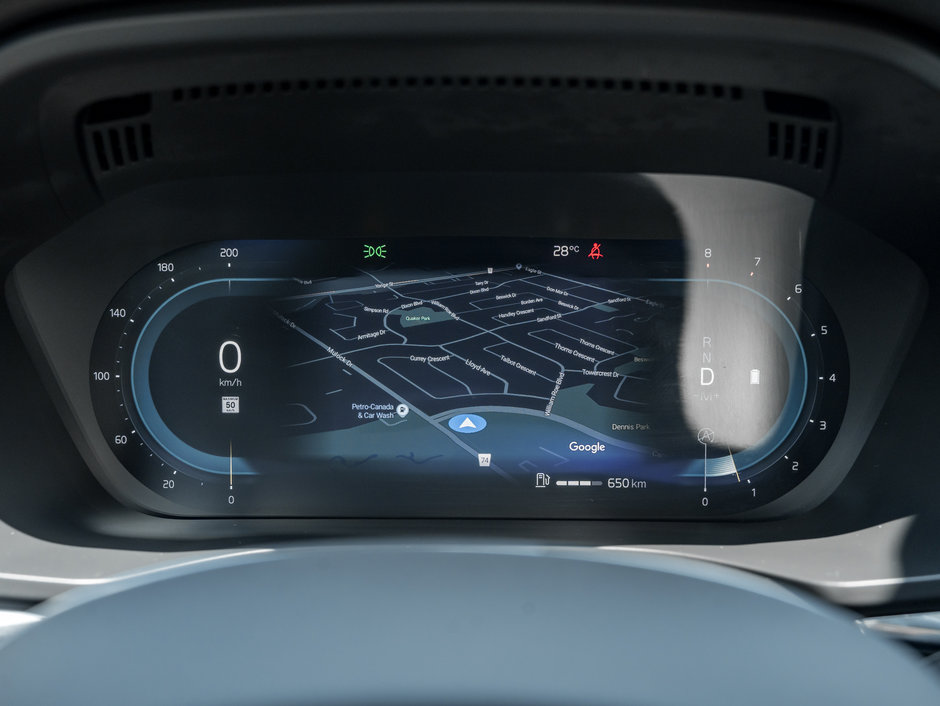 Volvo XC60 B5 AWD Plus Dark Theme  HARMAN KARDON  CPO 2024-9
