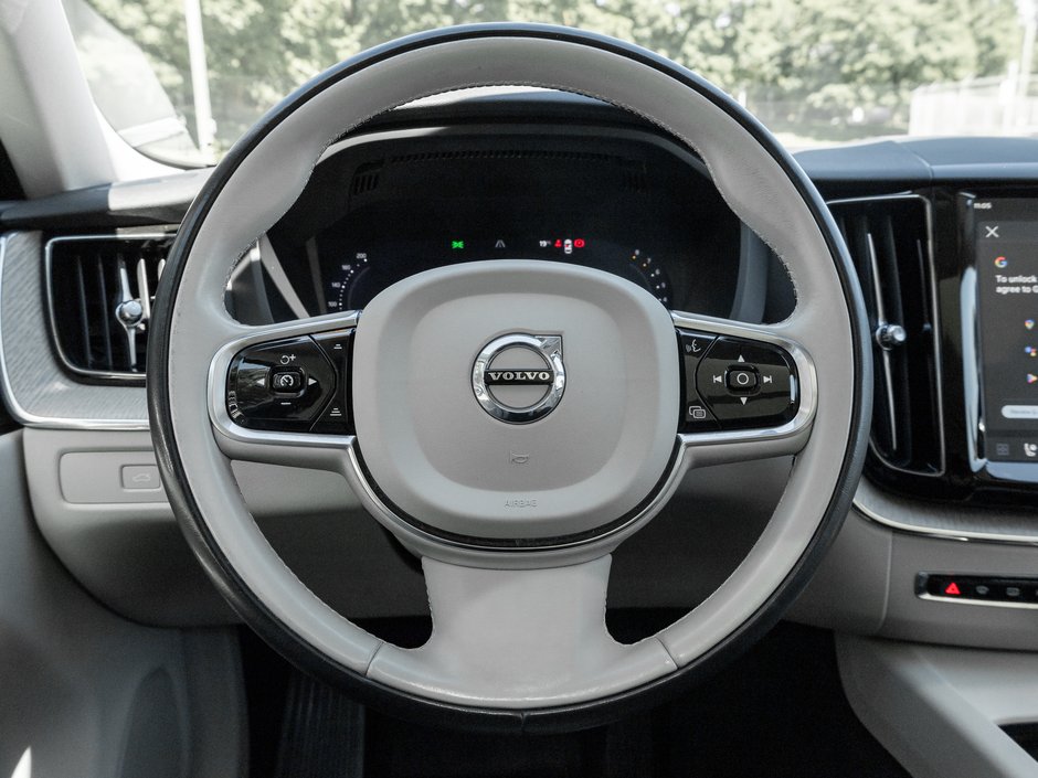 2024 Volvo XC60 B5 AWD PLUS  NON DAILY RENTAL  OFF LEASE  CPO-7