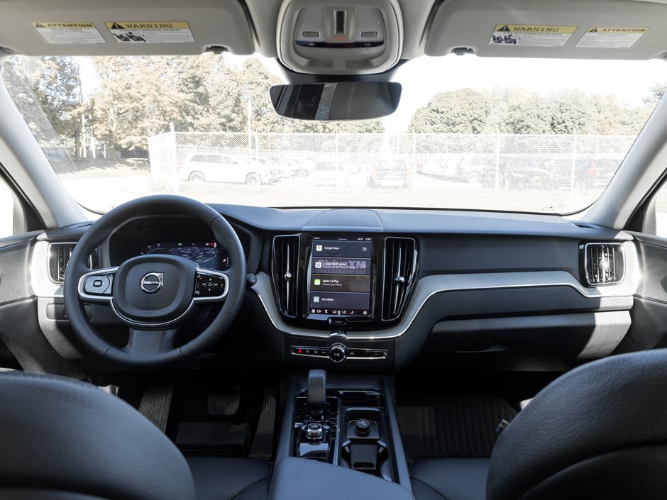 Volvo XC60 B5 AWD Plus Dark Theme CPO LOW MILEAGE NEARLY NEW 2025-24