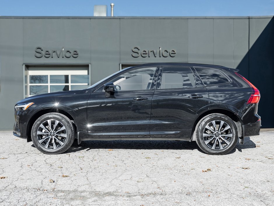 Volvo XC60 B5 AWD Plus  NEARLY NEW  CPO  19 ALLOY WHEELS 2025-2