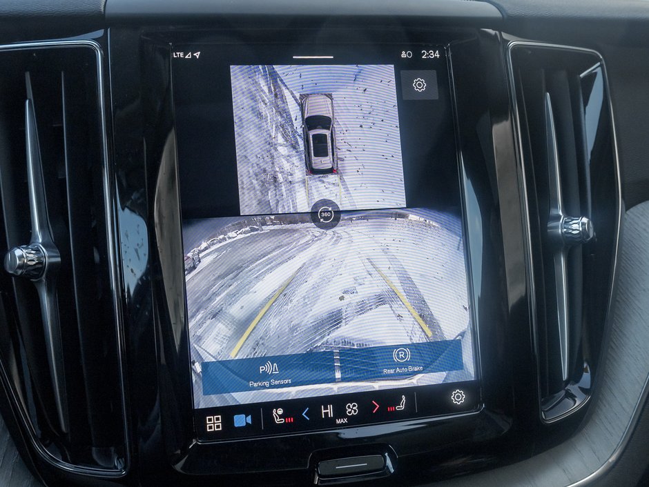 2025 Volvo XC60 B5 AWD Plus Dark Theme  20ALLOY WHEELS  VOLVO CPO-10