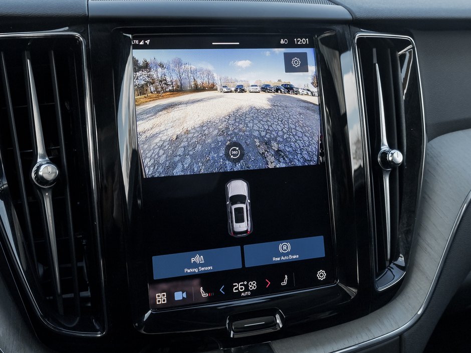 2025 Volvo XC60 B5 AWD Plus Dark Theme  NEARLY NEW  VOLVO CPO-12