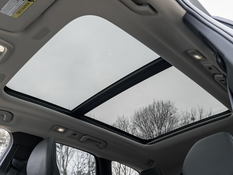 2025 Volvo XC60 B5 AWD Plus Dark Theme-24