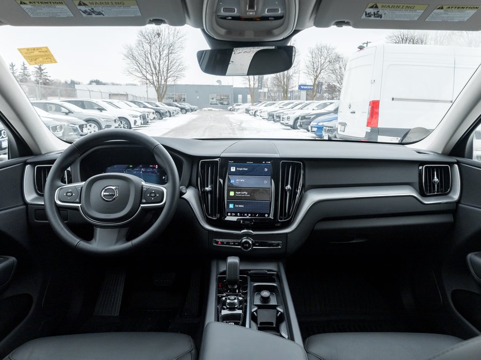 2025 Volvo XC60 B5 AWD Core Dark Theme 19 ALLOY WHEELS  VOLVO CPO-22