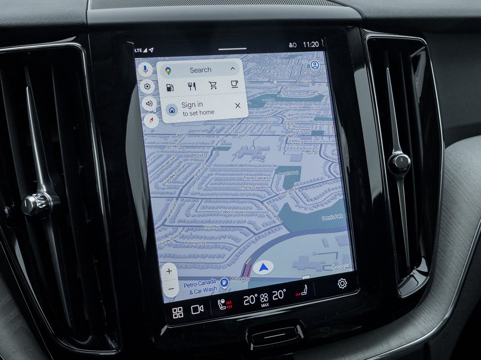 2025 Volvo XC60 B5 AWD Plus Dark Theme-8