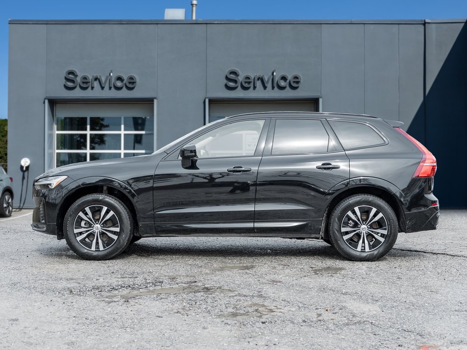 2025 Volvo XC60 B5 AWD Core Dark Theme  VOLVO CPO RATE FROM 3.49%*-2