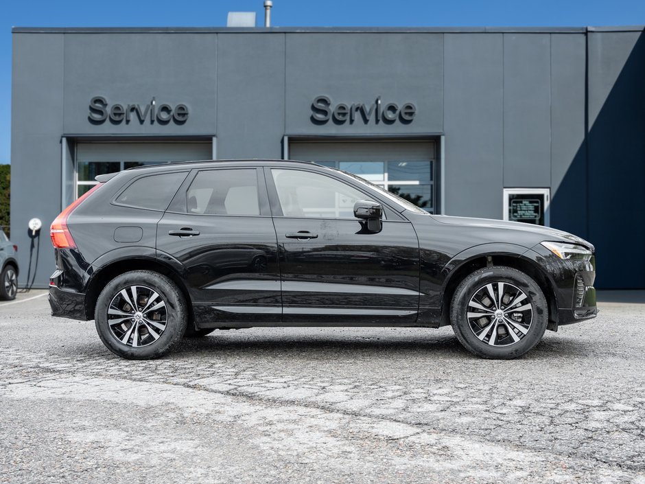 2025 Volvo XC60 B5 AWD Core  LIKE NEW  VOLVO CPO RATE FR 3.49%*-4