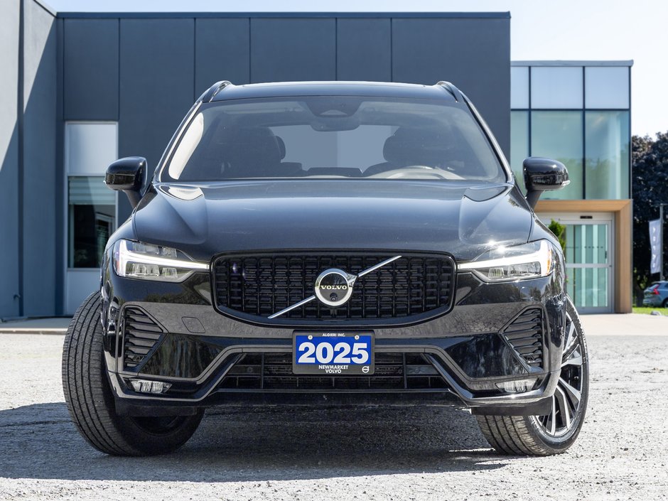 2025 Volvo XC60 B5 AWD PLUS  HARMAN KARDON  20 ALLOY WHEELS  CPO-1