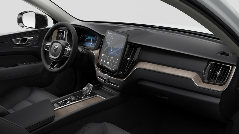 Volvo XC60 B5 AWD Core Dark Theme 2026-9