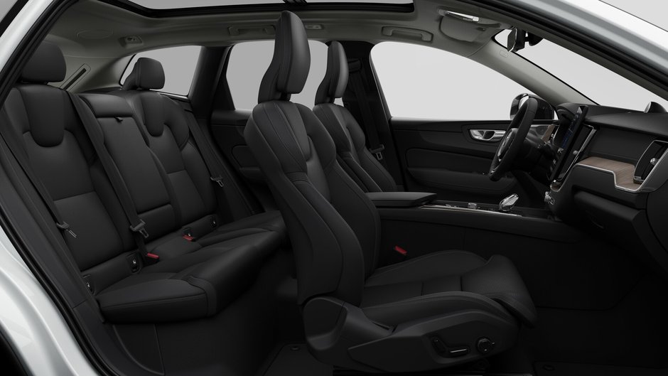 Volvo XC60 B5 AWD Ultra Dark Theme 2026-12