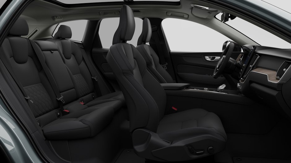 Volvo XC60 B5 AWD Core Dark Theme 2026-12
