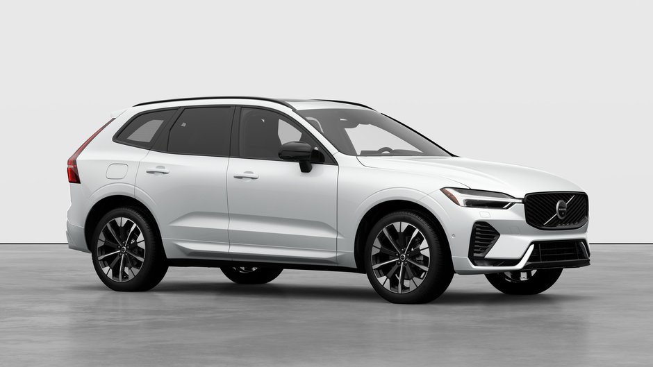 Volvo XC60 B5 AWD Plus Dark Theme 2027-2