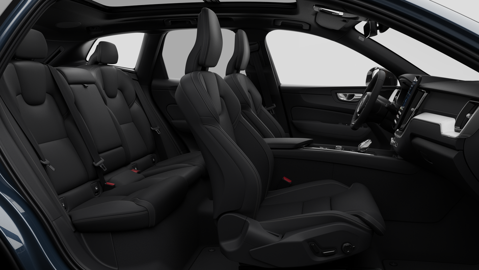 2027 Volvo XC60 B5 AWD Ultra Black Edition-12