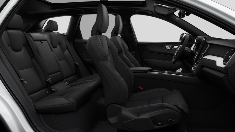 2027 Volvo XC60 B5 AWD Ultra Black Edition-12
