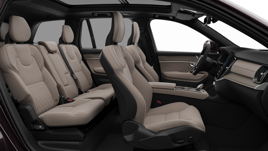 2025 Volvo XC90 PLUG-IN HYBRID 2025.5 T8 AWD Plus Bright Theme 7-Seater-12