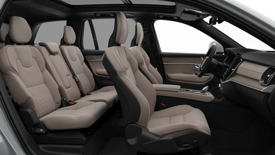 2025 Volvo XC90 PLUG-IN HYBRID 2025.5 T8 AWD Plus Bright Theme 7-Seater-12