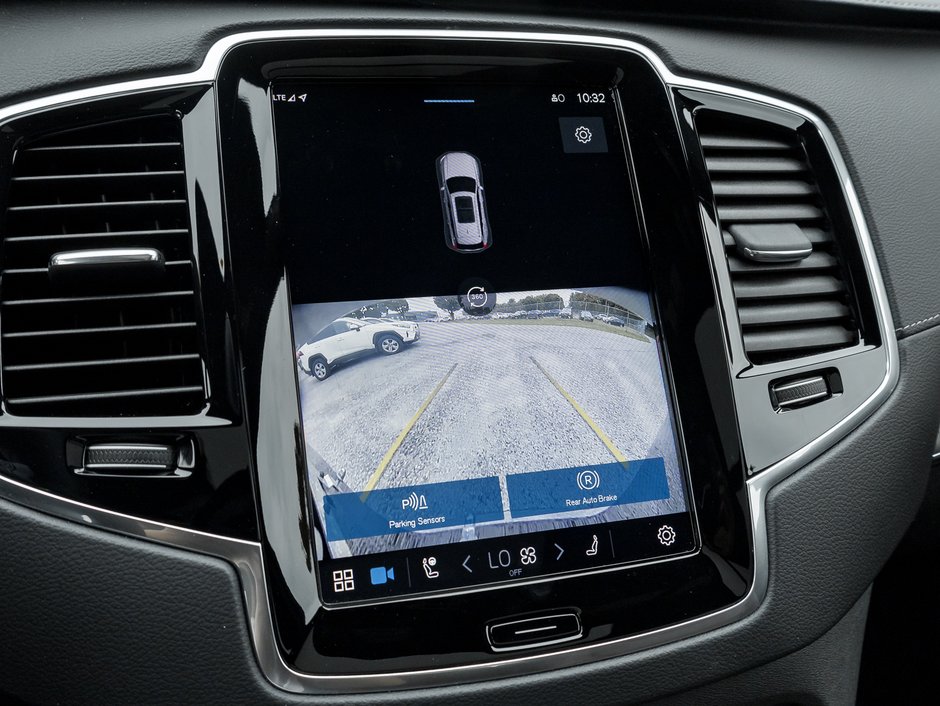 Volvo XC90 Plug-In Hybrid T8 AWD Ultra Bright Theme 7-Seater 2025-14