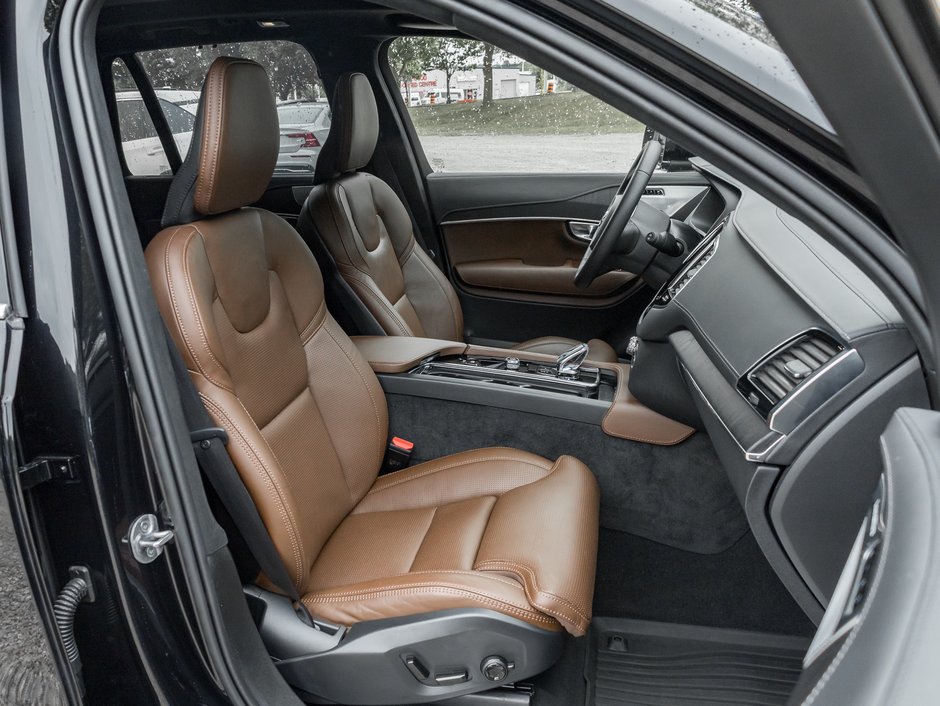 Volvo XC90 Plug-In Hybrid T8 AWD Ultra Bright Theme 7-Seater 2025-26