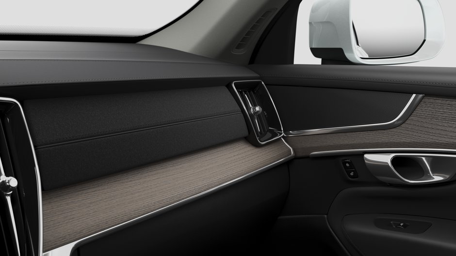 Volvo XC90 PLUG-IN HYBRID T8 AWD Plus Bright Theme 7-Seater 2026-8