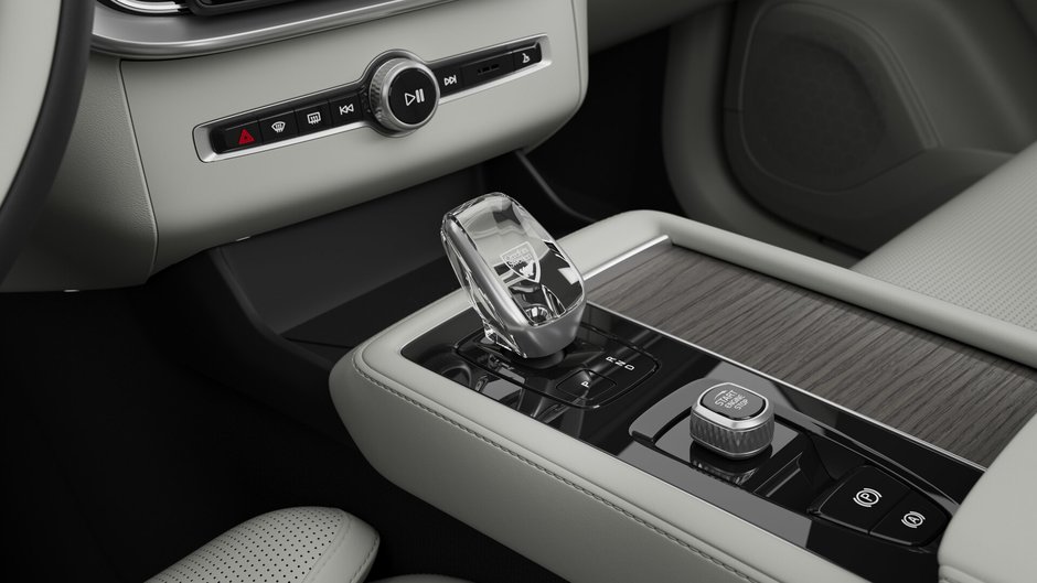 2026 Volvo XC90 Plug-In Hybrid T8 AWD Ultra Bright Theme 6-Seater-10