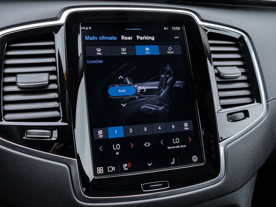 2024 Volvo XC90 Recharge T8 eAWD PHEV Ultimate Bright Theme 7-Seater  CPO-22
