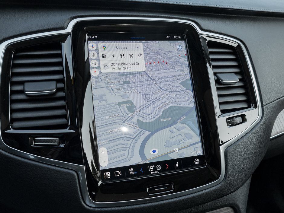 2024 Volvo XC90 Recharge T8 eAWD PHEV Ultimate Bright Theme 7-Seater  CPO-12