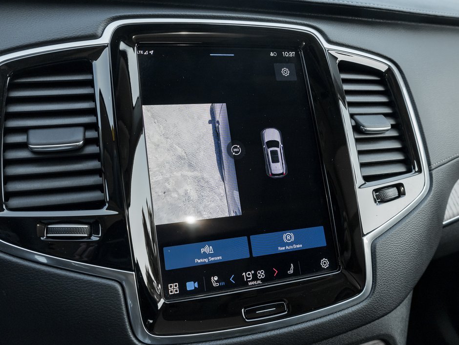 2024 Volvo XC90 Recharge T8 eAWD PHEV Ultimate Bright Theme 7-Seater  CPO-15