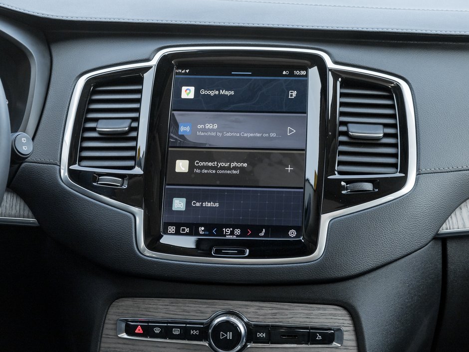 2024 Volvo XC90 Recharge T8 eAWD PHEV Ultimate Bright Theme 7-Seater  CPO-30