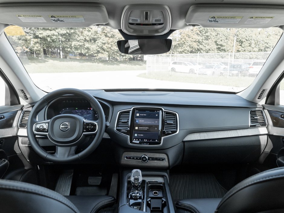 2024 Volvo XC90 Recharge T8 eAWD PHEV Ultimate Bright Theme 7-Seater  CPO-29