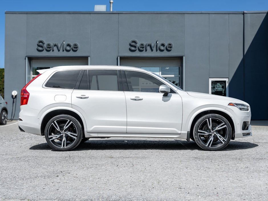 Volvo XC90 AWD T6 R-Design  7 SEATER  AS IS*  AS TRADED 2016-5