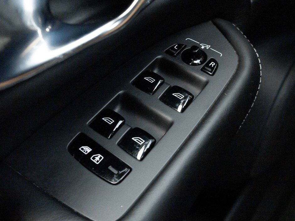 Volvo XC90 Inscription 2018-13