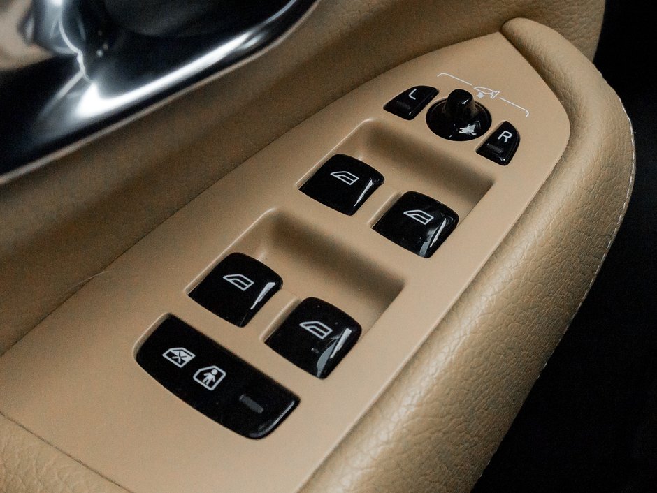 Volvo XC90 T6 AWD Momentum PLUS  TRADE IN  SAFETY CERT 2019-11