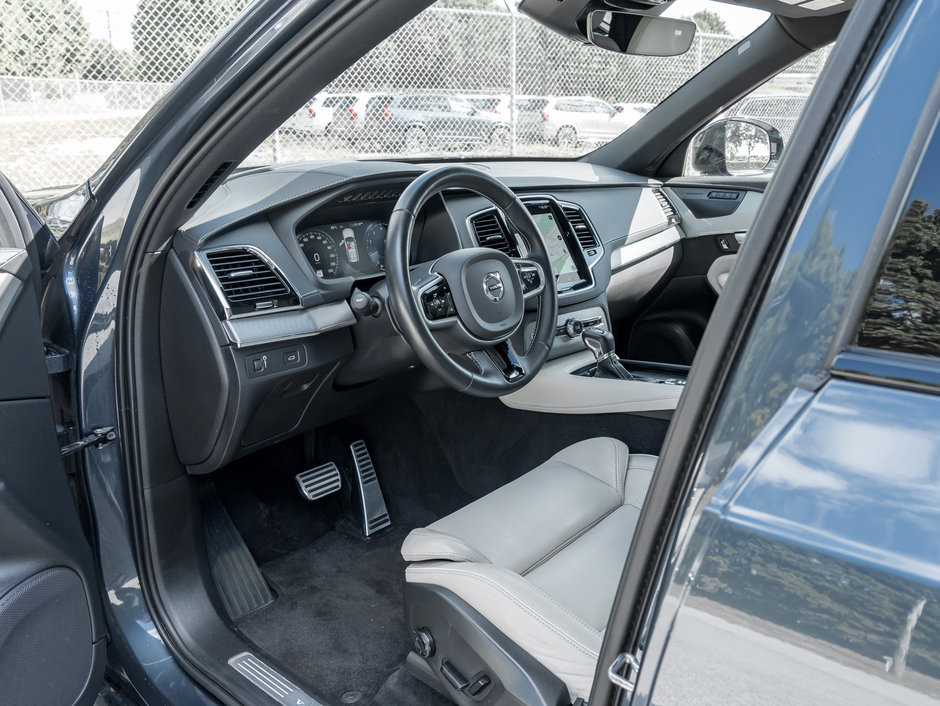 2021 Volvo XC90 T6 AWD R-Design 7-Seater  CPO  ELECTRIC TOW HITCH-6