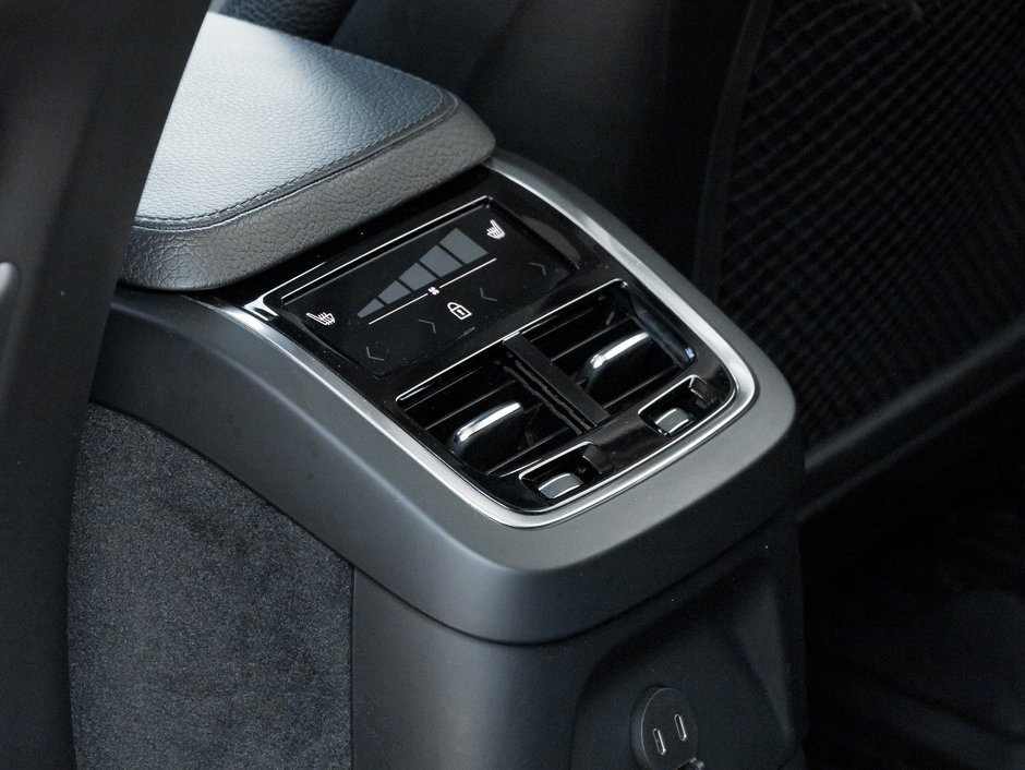 2021 Volvo XC90 Recharge T8 AWD Inscription Expression  VOLVO CPO-20