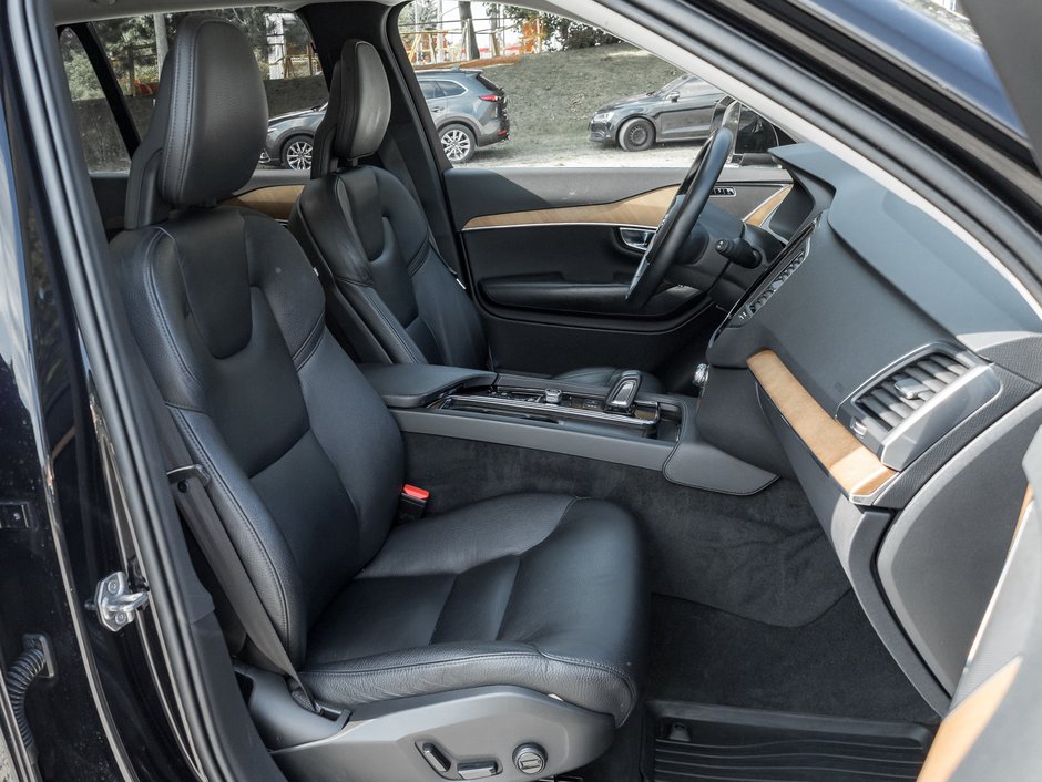 2021 Volvo XC90 Recharge T8 AWD Inscription Expression  VOLVO CPO-18