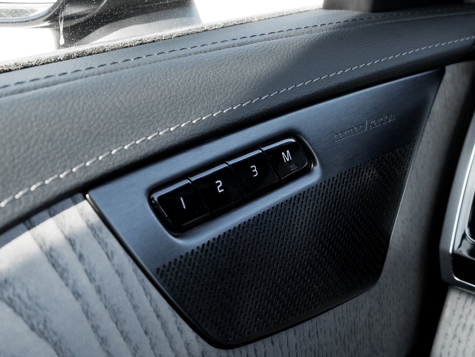 2021 Volvo XC90 T6 AWD Inscription 6-SEATER  SAFETY CERTIFIED-13