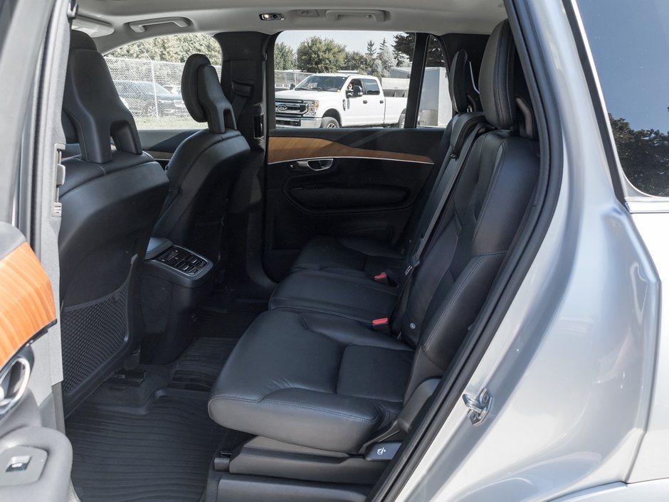 2021 Volvo XC90 T6 AWD Momentum 7-Seater HARMAN KARDON 20 WHEEL-23