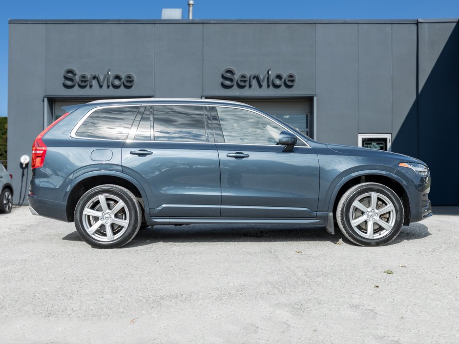 2021 Volvo XC90 T6 AWD Momentum 7-Seater  19 ALLOY WHEEL  CPO-4