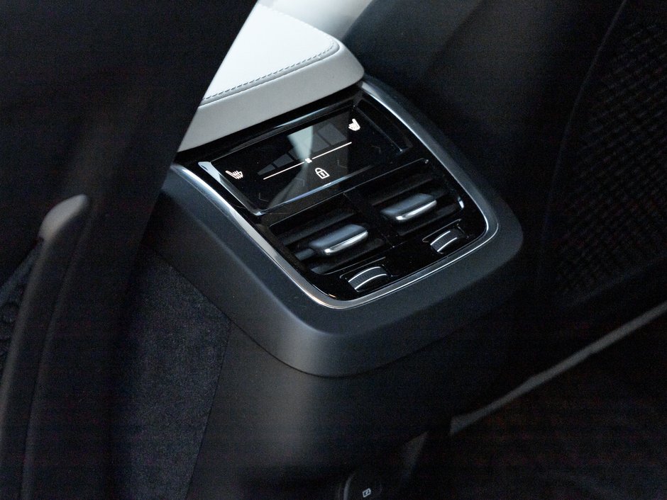 2021 Volvo XC90 T6 AWD R-Design  AIR SUSPENSION  B & WILKINS  CPO-25