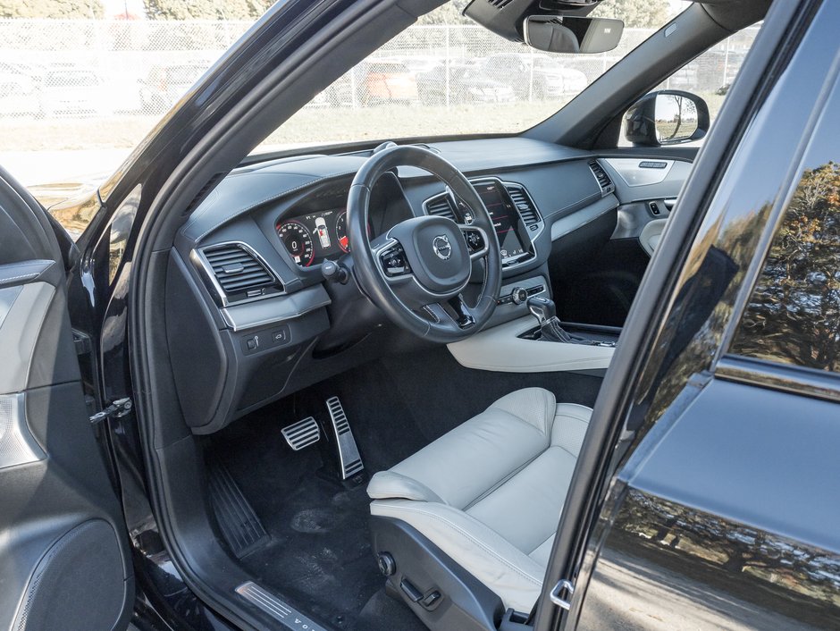 2021 Volvo XC90 T6 AWD R-Design  AIR SUSPENSION  B & WILKINS  CPO-6