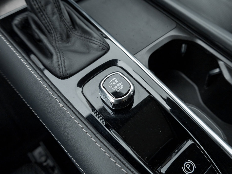 2022 Volvo XC90 T6 AWD Inscription 7-Seater  CPO  BOWERS & WILKINS-20