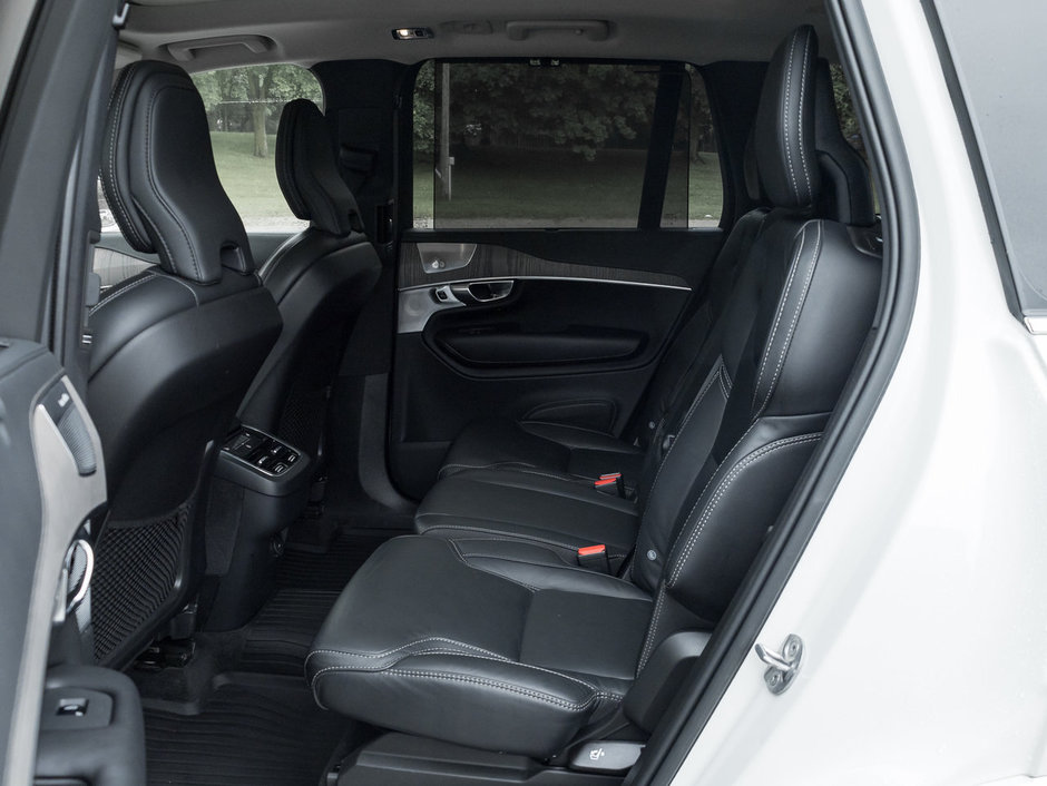 2022 Volvo XC90 T6 AWD Inscription 7-Seater  CPO  BOWERS & WILKINS-26