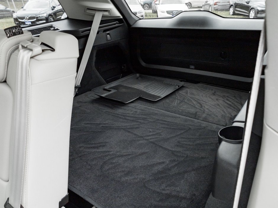 2022 Volvo XC90 T6 AWD 7-Seater  HUD  21 ALLOY WHEELS  CPO-24