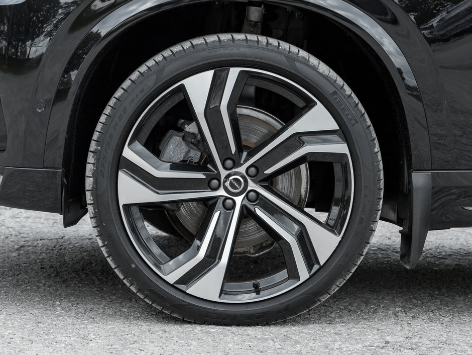 2023 Volvo XC90 B6 AWD Ultimate Dark Theme  FINANCE RATE fr 3,24%*-3