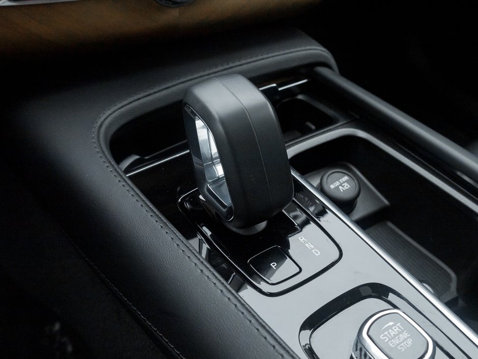 Volvo XC90 B6 AWD Core 7-Seater  OFF LEASE ONE OWNER CPO 2023-14