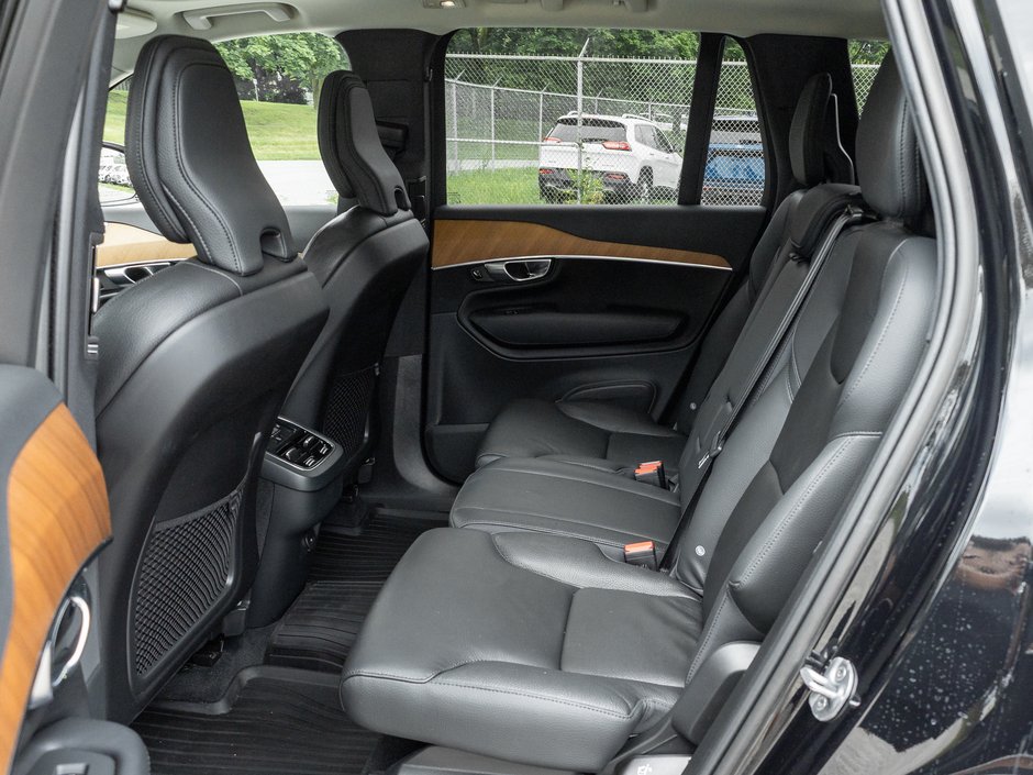 2023 Volvo XC90 B6 AWD Core 7-Seater-22
